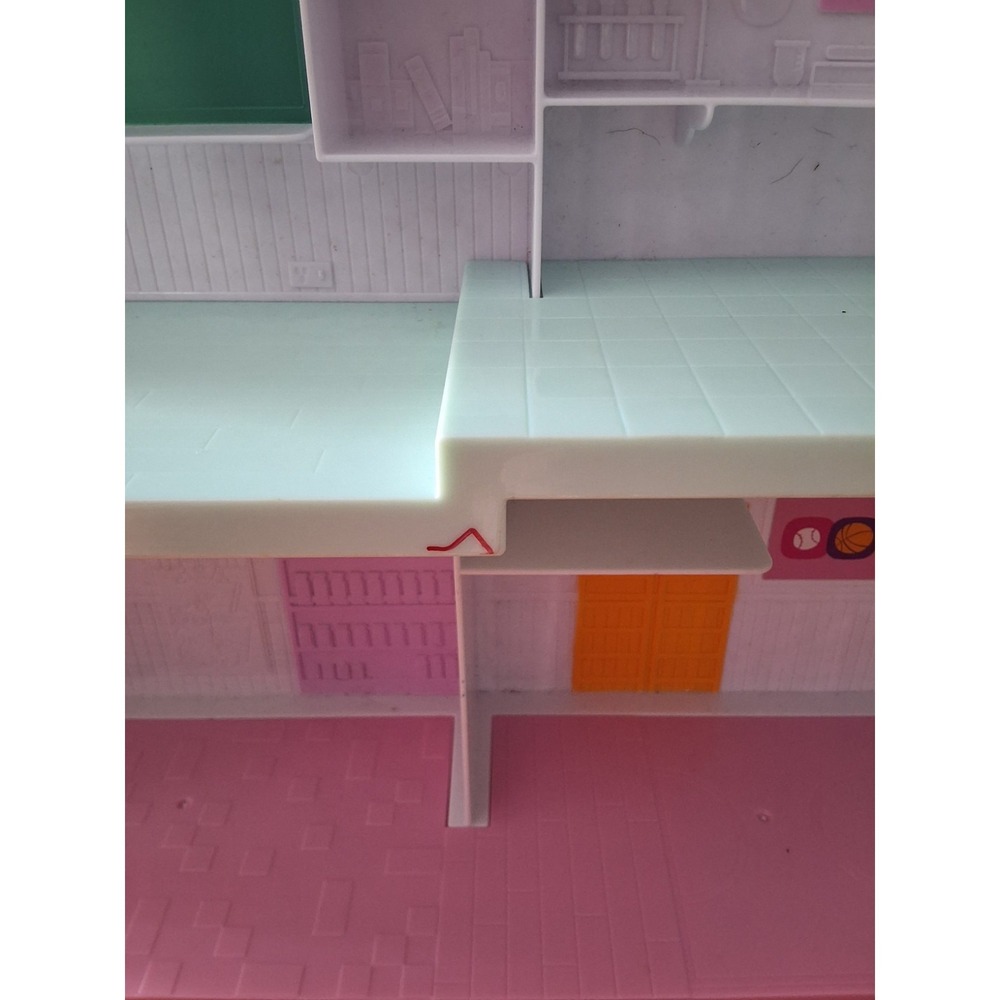 Shopkins Bundle Including Happyville High School, Figures, Bags And Furniture - Picture 8 of 8